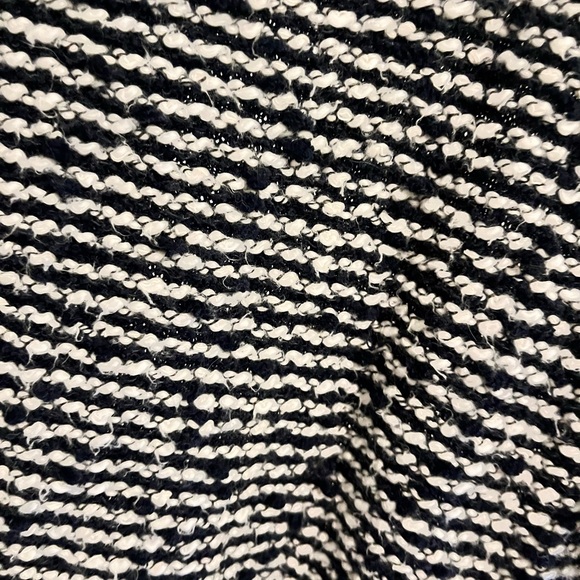 Vince Camuto sweater - Picture 4 of 4